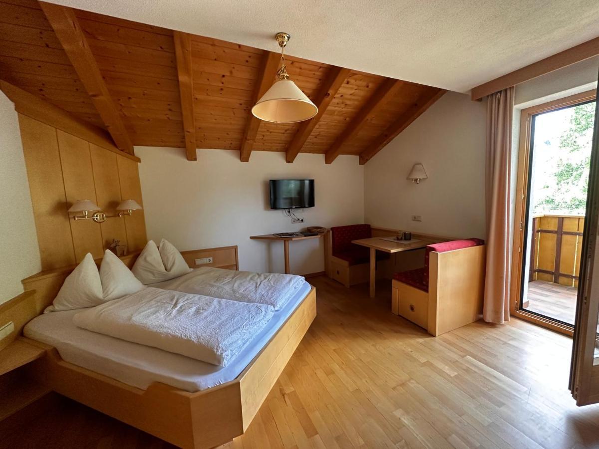 Residence Aster Солда Екстериор снимка