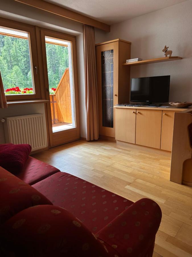 Residence Aster Солда Екстериор снимка