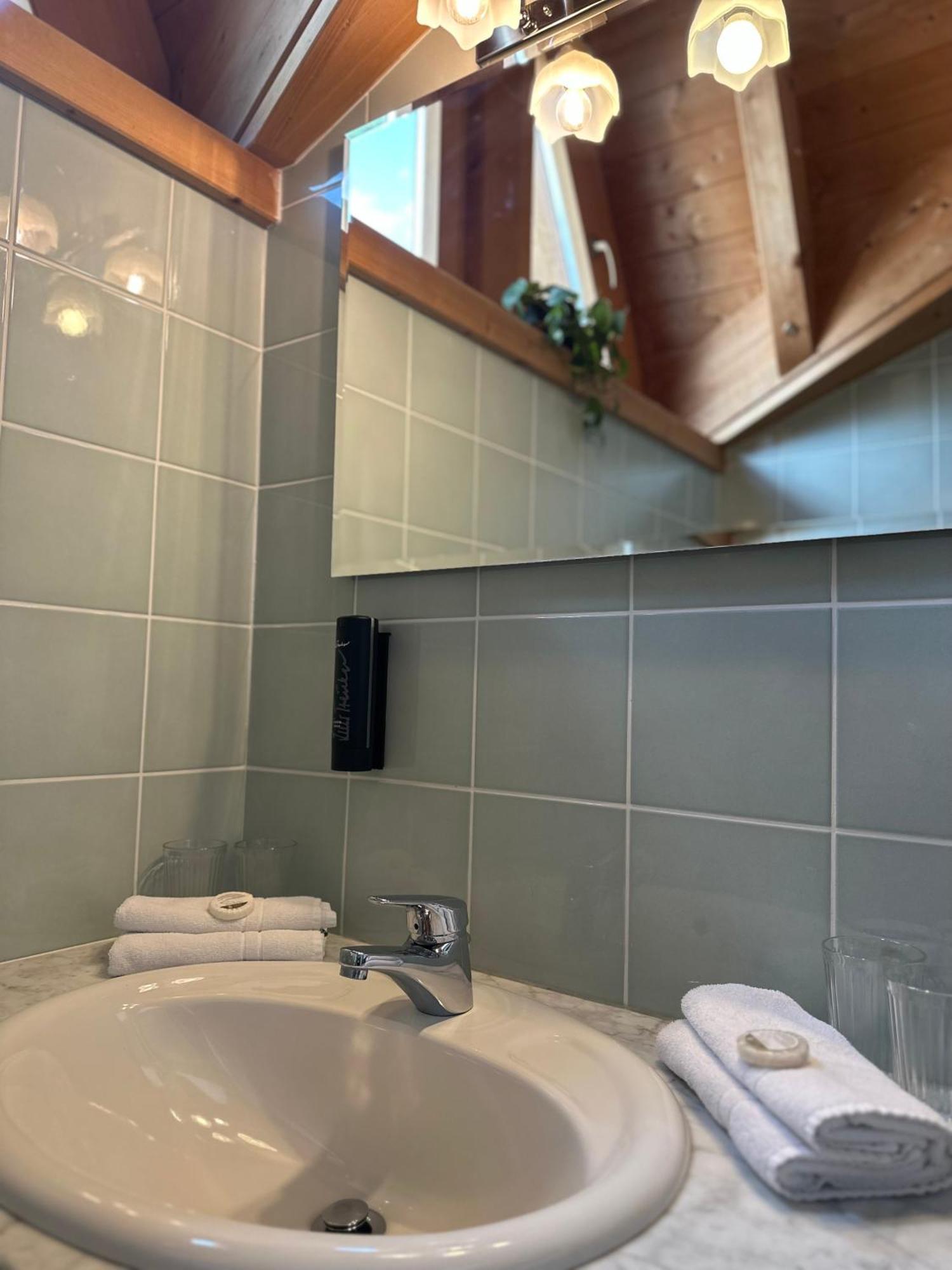 Residence Aster Солда Екстериор снимка