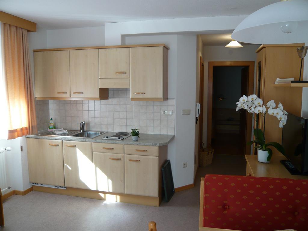 Residence Aster Солда Екстериор снимка