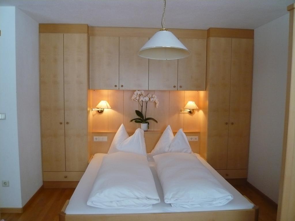 Residence Aster Солда Екстериор снимка